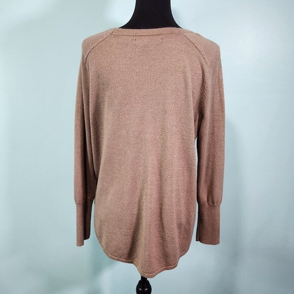 Apt 9 sweater Brown/Tan Large
Lot I - Picture 4 of 7